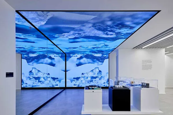Exposiciones encantadoras: los museos adoptan la tecnología de pantalla LED creativa